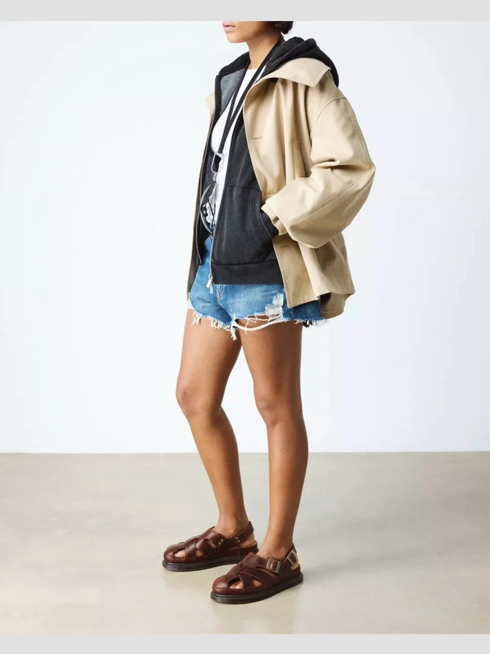 Dr. Martens Archive Sandal - Butterscotch W5 - Picture 2 of 7